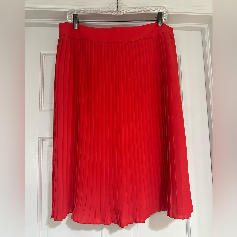 Jcrew- Pleated skirt